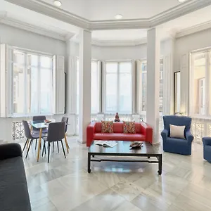 https://spacious-home-in-the-heart-of-mlaga-echegaray.hotelsinnerja.org